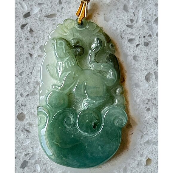 Hand-Carved Green Jade Rat Pendant Necklace With 23" Chain - Picture 1 of 11